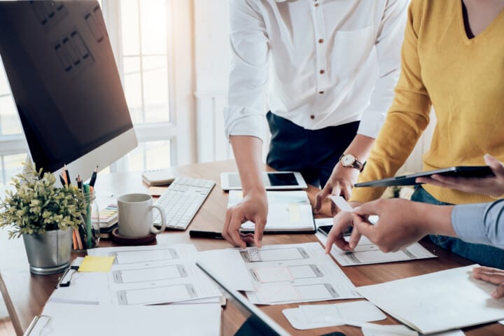 Teamwork process on website UX/UI development.
